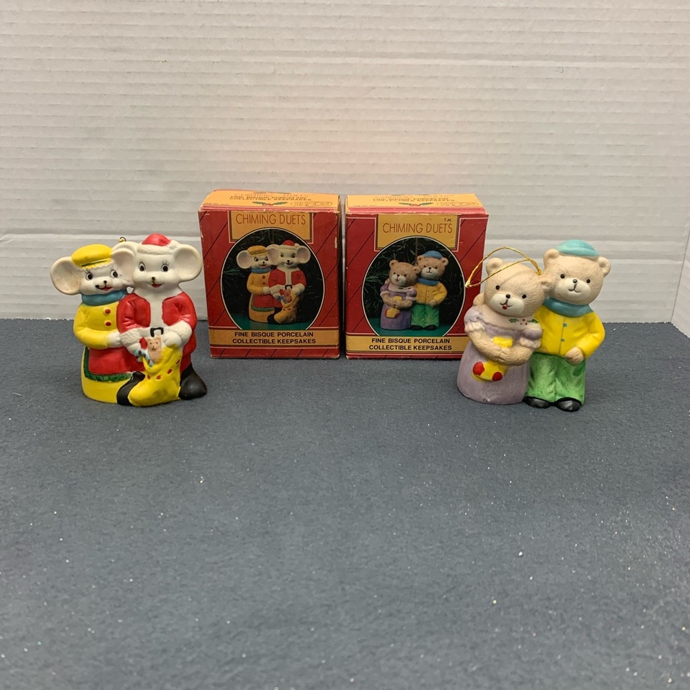 Vintage Porcelain Collectible Keepsakes Set of 2